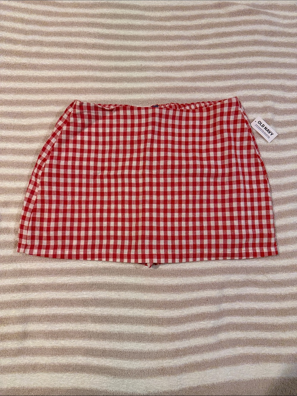 Old Navy Red and White Gingham Mini Skort
